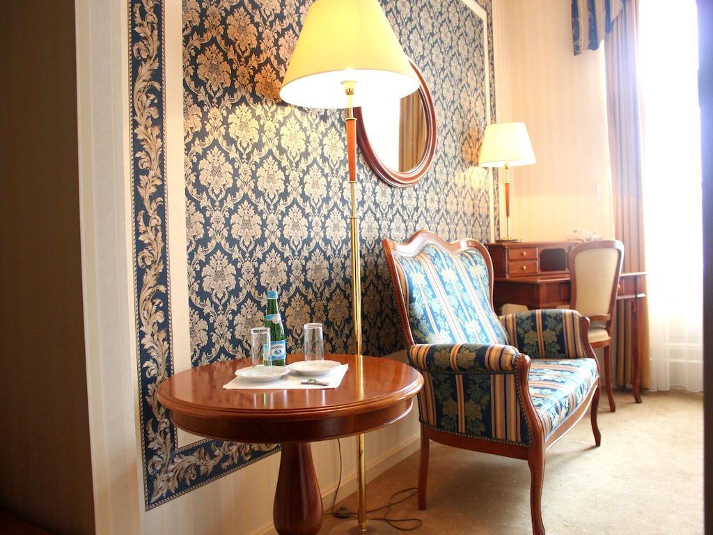 Rezydencja Willa Park & Restauracja Legnica Zimmer foto