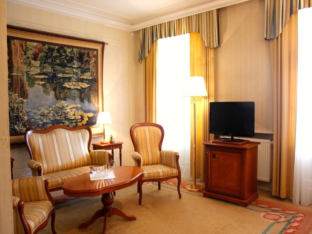 Rezydencja Willa Park & Restauracja Legnica Zimmer foto